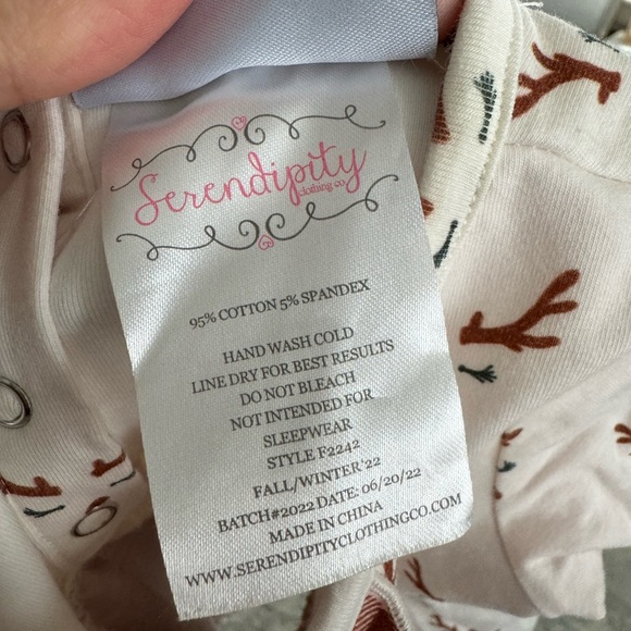 Christmas reindeer romper - Picture 4 of 5